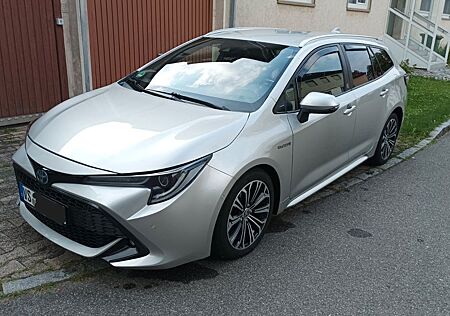 Toyota Corolla 2,0 Hybrid Team Deutsch Touring Spor...
