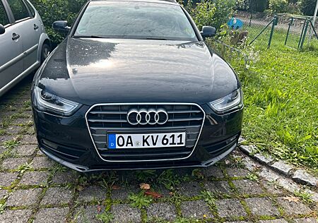 Audi A4 2.0 TDI Avant Attraction 177PS