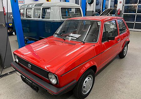 VW Golf Volkswagen 1 CL Oldtimer restauriert
