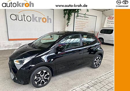 Toyota Aygo (X) -play club Sitzheizung Fahrerseite