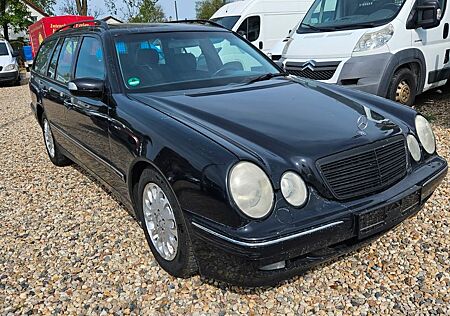 Mercedes-Benz E 200 KOMPRESSOR T ELEGANCE