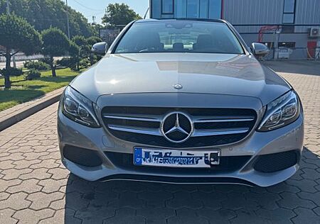 Mercedes-Benz C 400 4MATIC AVANTGARDE
