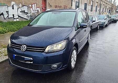 VW Touran Volkswagen 2.0 TDI 130kW DSG Highline Highline