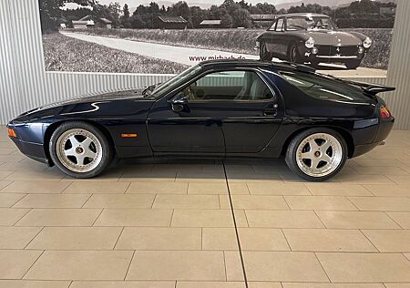 Porsche 928 GTS