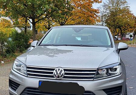 VW Touareg Volkswagen 3.0 V6 TDI SCR Tiptronic BMT BlueMot...