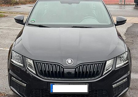 Skoda Octavia 2.0 TSI DSG Combi RS