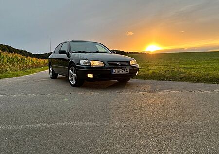 Toyota Camry 3.0 V6 MCV20 Vollaustattung