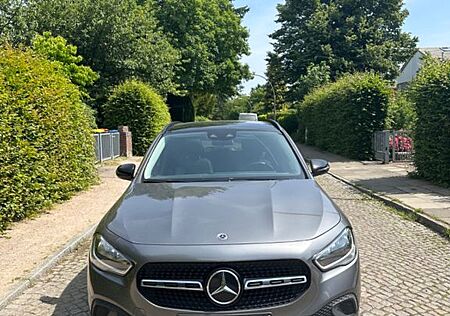 Mercedes-Benz GLA 250 e Panno, Klima, Sitzheizung, keylessgo