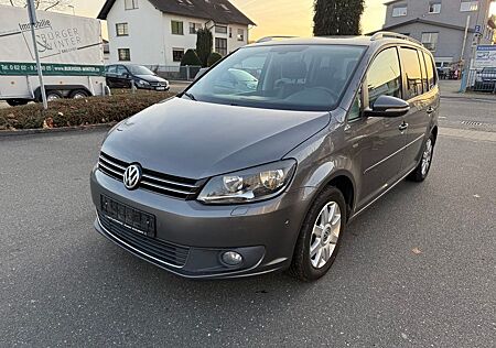 VW Touran Volkswagen Life