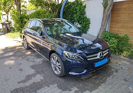 Mercedes-Benz C 400 4MATIC Autom. -