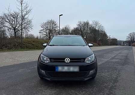 VW Polo Volkswagen V Black Edition