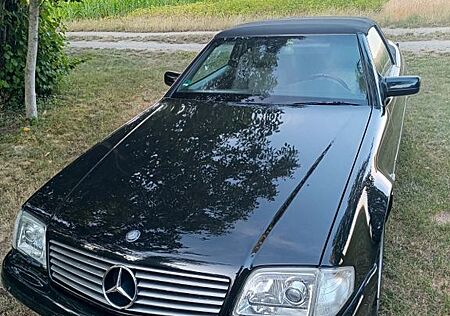 Mercedes-Benz SL 320 Tech. und Opt. in einem guten Zustand