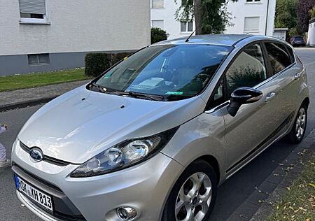 Ford Fiesta 1,4 Titanium Autom. Titanium
