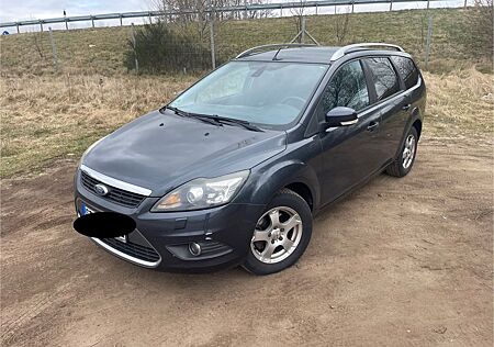 Ford Focus Turnier 1,8 Titanium, 8-fach LMF