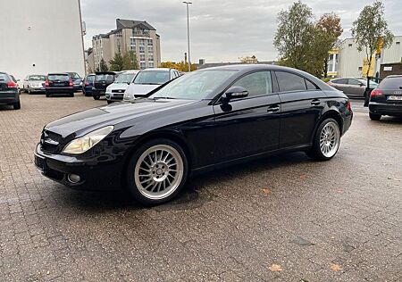 Mercedes-Benz CLS 320 CLS / 350 CDI