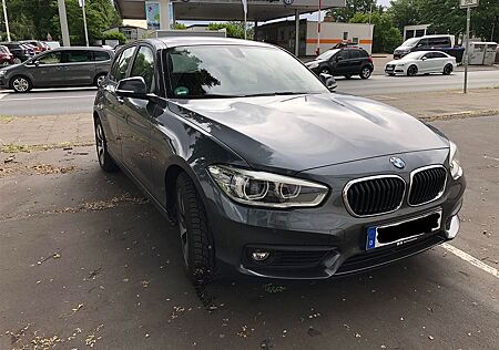 BMW 118i -