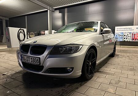 BMW 318i E90 Facelift Modell