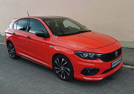 Fiat Tipo Sport-Paket / Leder / Klimaautomatik / PDC