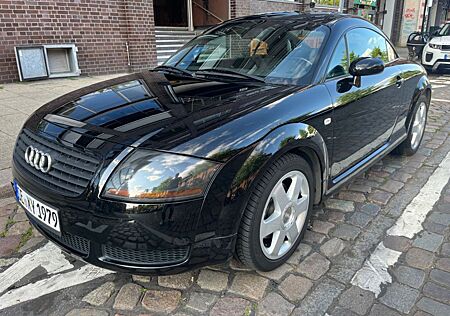 Audi TT Coupe 1.8 Turbo TÜV neu Scheckheft Bose