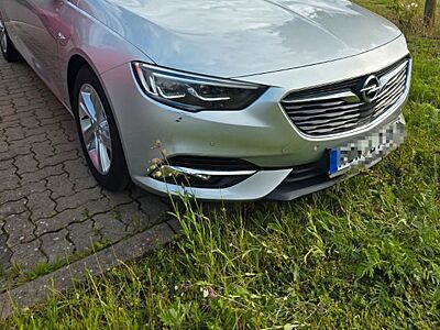 Opel Insignia 1.5 Turbo 121kW Business Innovation...