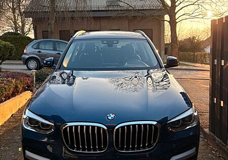 BMW X3 xDrive30e xLine AT xLine