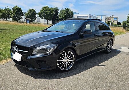 Mercedes-Benz CLA 200 Shooting Brake ahk pano schiebe leder