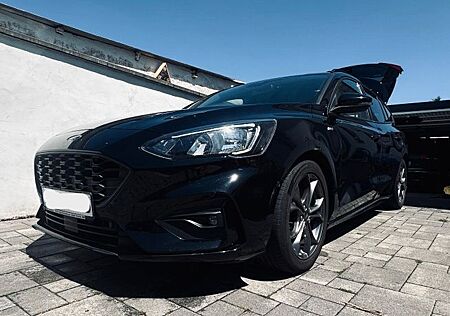 Ford Focus 1,5 EcoBoost 110kW ST-Line Turnier ST-Line
