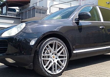 Porsche Cayenne S.XENON LEDER NAVI 2 HAND.22 ZOLL