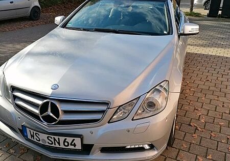Mercedes-Benz E 250 Cabriolet CDI BlueEFF. AVANTGARD...