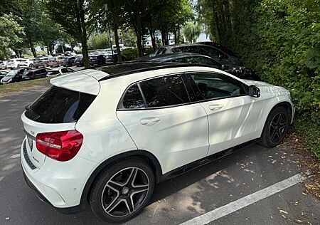 Mercedes-Benz GLA 220 CDI DCT AMG Line AMG Line