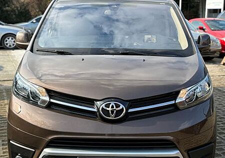 Toyota Pro Ace Proace Verso L2 Shuttle Comfort