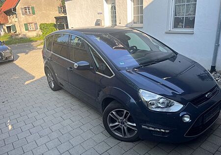 Ford S-Max 2,0 TDCi 103kW DPF Titanium Titanium