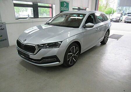 Skoda Octavia COMBI iV FIRST EDITION/MATRIX/ACC/HuD/VC
