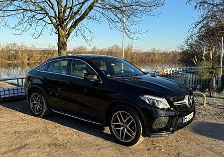 Mercedes-Benz GLE 350 d 4MATIC - AMG-line, Top Ausstattung!