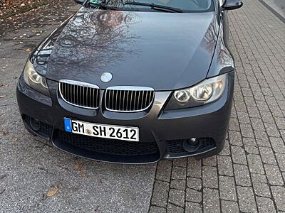 BMW 325i -