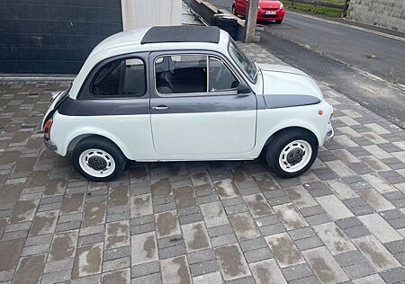 Fiat 500 Oldtimer 8 bulloni DE Papier