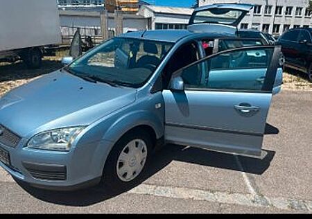 Ford Focus 1.8 Ghia Ghia