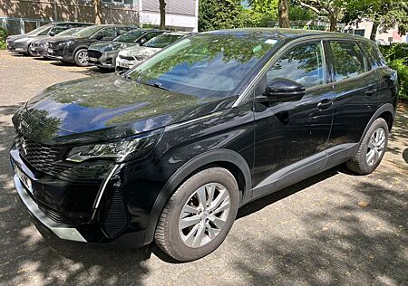Peugeot 3008 PureTech 130 EAT8 Active Pack