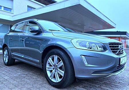 Volvo XC 60 XC60 Summum AWD Aut. Navi Leder Xenon Pano. Kame
