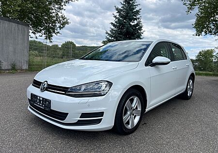 VW Golf Volkswagen VII Lim. Comfortline BMT