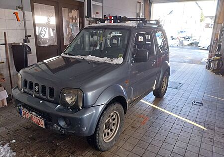 Suzuki Jimny 4WD ALLRAD AHK HU WENIG KM JÄGER FÖRSTER