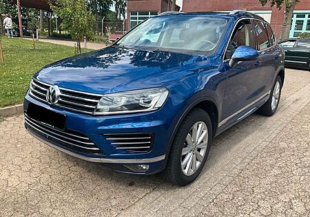 VW Touareg Volkswagen 4.2 V8 TDI 4M R Line LEDER PANO XENON