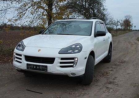 Porsche Cayenne S (9PA / 957)