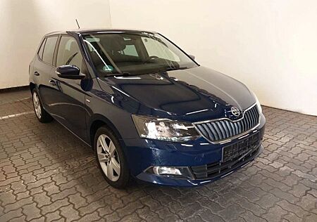 Skoda Fabia Drive*NAVI*PDC*SHZ*TÜV*