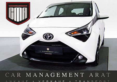 Toyota Aygo (X) 1.0 VVT-i X Play Team D CARPL+KAM+TEMP