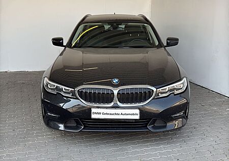 BMW 320dA Tour. Sport Line LiveCock.LED.Keyl.Tempo.
