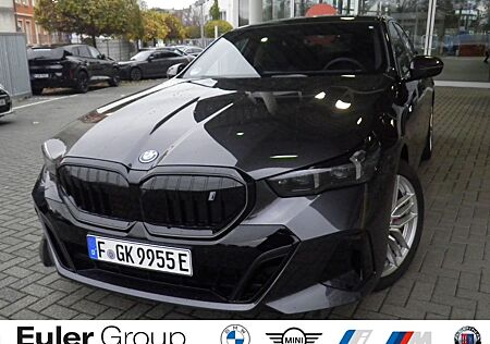 BMW i5 xDrive 40 Limousine Sportpaket HUD AD AHK-kla