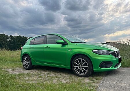 Fiat Tipo 1.6 MultiJet LOUNGE DCT LOUNGE