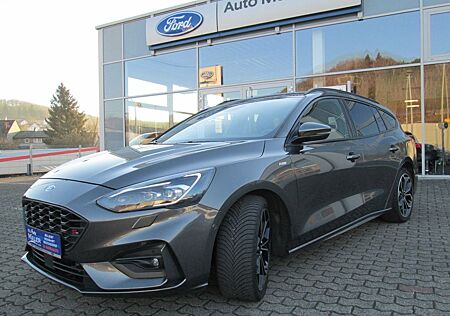 Ford Focus Turnier ST-Line AHK