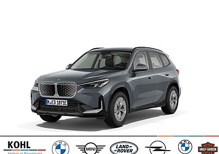 BMW iX1 20 eDrive EDRIVE20 Park-Assistent